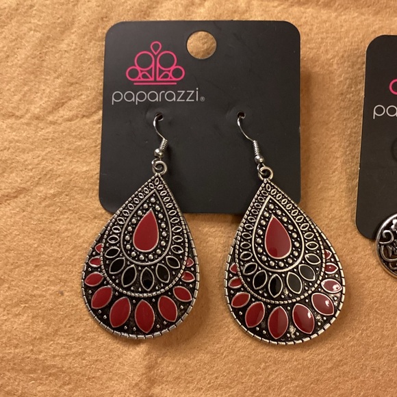 NWT 2- paparazzi Earring bundle 1-unknown brand(3pairs) - Picture 2 of 5